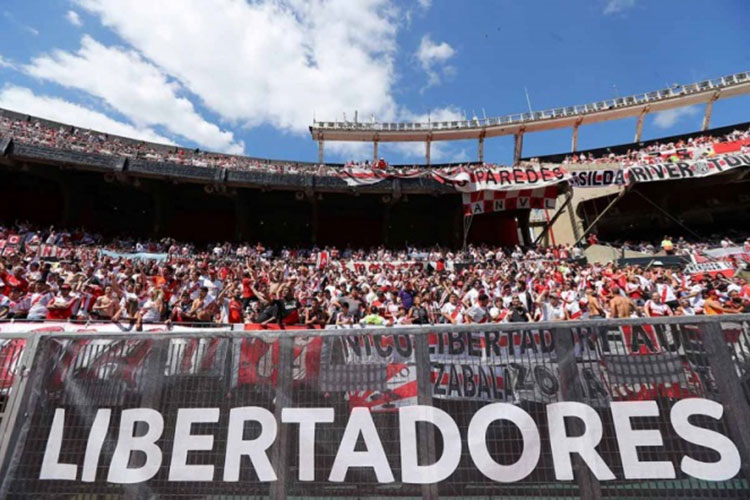 Se suspende la final de la Copa Libertadores