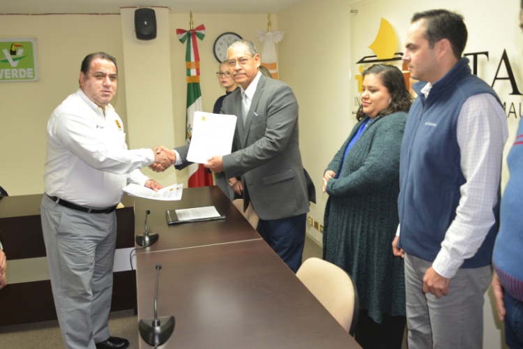 Recibe IETAM plataforma política del PRD