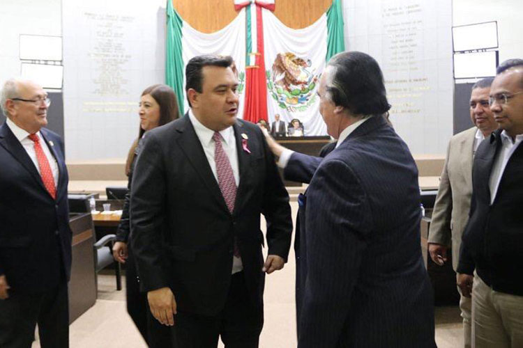 Se registra Irving Barrios para ser Fiscal General