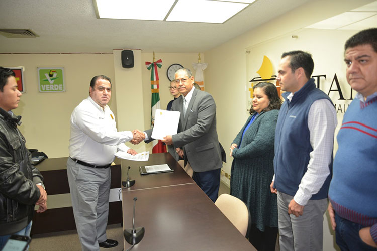 Recibe IETAM plataforma política del PRD