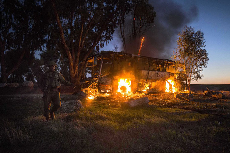 Hamas amenaza con aumentar lanzamiento de cohetes a Israel