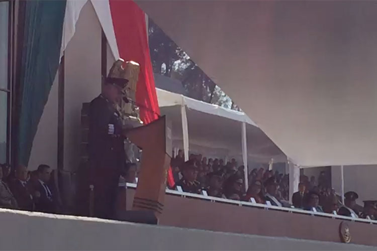 País exige preservar confianza en Fuerzas Armadas: Cienfuegos