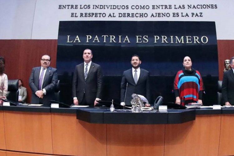 Debate sobre Ley de Fiscalía cierra con hartazgo de Batres y acusaciones entre bancadas