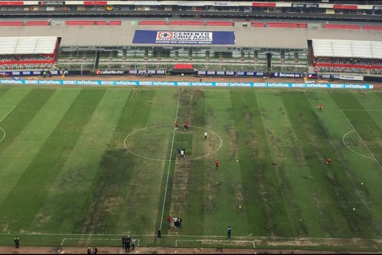 Cancha del Estadio Azteca preocupa a la NFL