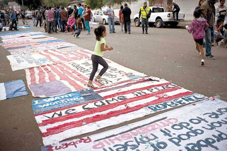 Estados Unidos y México se contradicen por futuro de migrantes