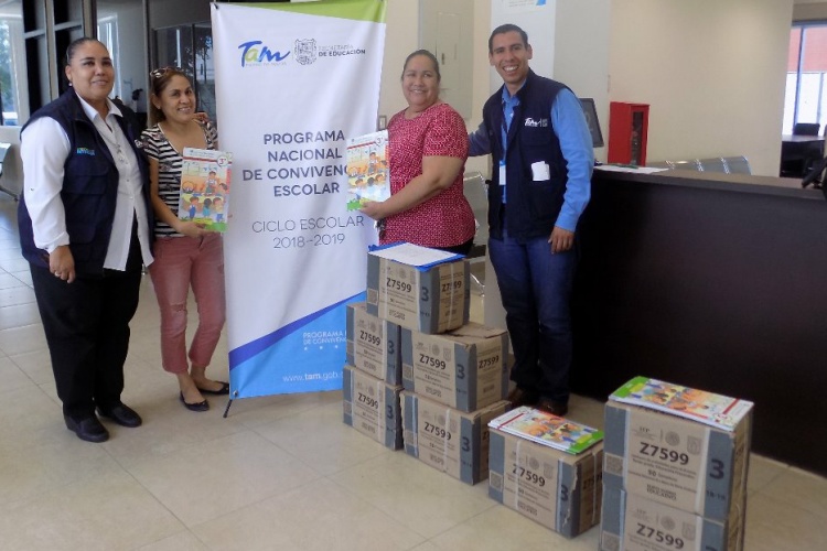 Entrega SET materia a Escuelas en Reynosa