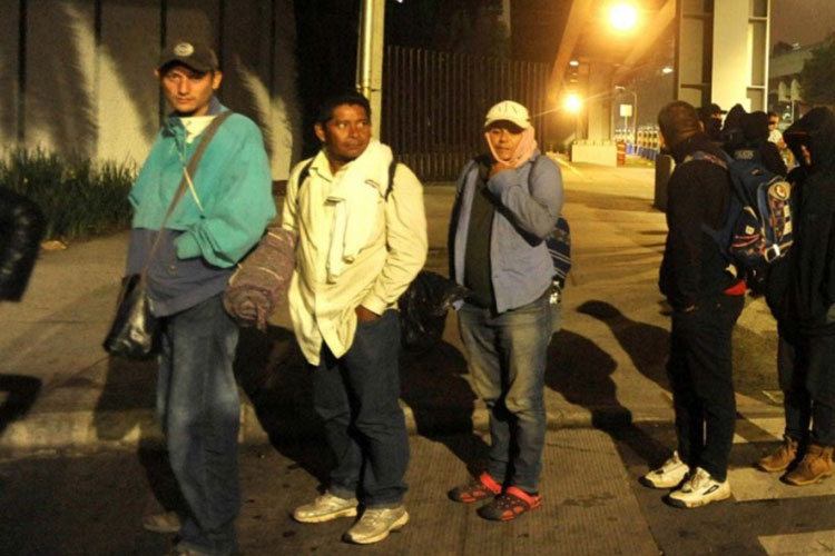 Segunda caravana de migrantes sale de la Ciudad de México
