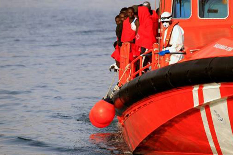 Guardacostas de Libia rescatan a 113 migrantes
