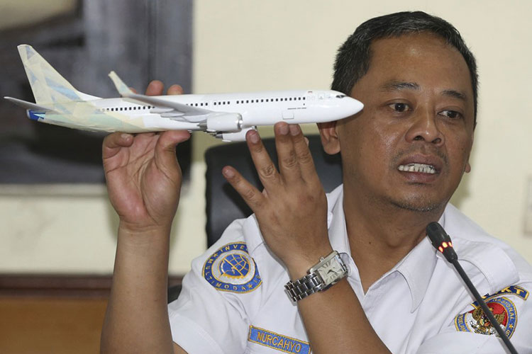 Indonesia culpa de accidente aéreo a falla en sistema