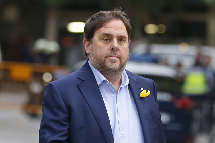 España: Fiscalía acusa a secesionistas catalanes de rebelión
