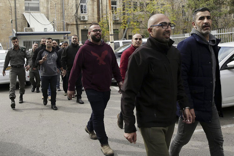 Israel detiene a 32 palestinos en Jerusalén oriental