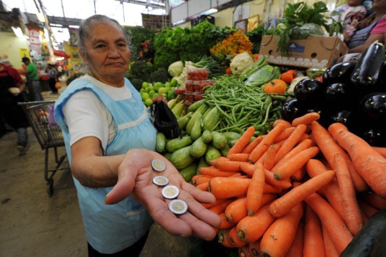 Minisalario no será menor a inflación, ofrece: AMLO