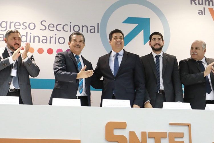 Acusan en Tamaulipas al líder del SNTE