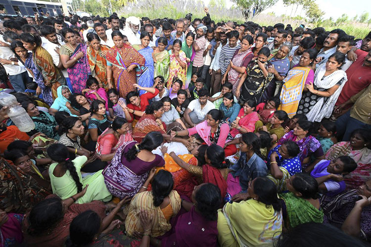 Accidente de bus deja al menos 25 muertos en el sur de India
