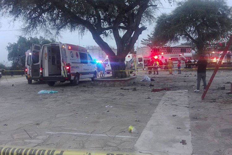 Explota pirotecnia en Tequisquiapan, reportan tres muertos