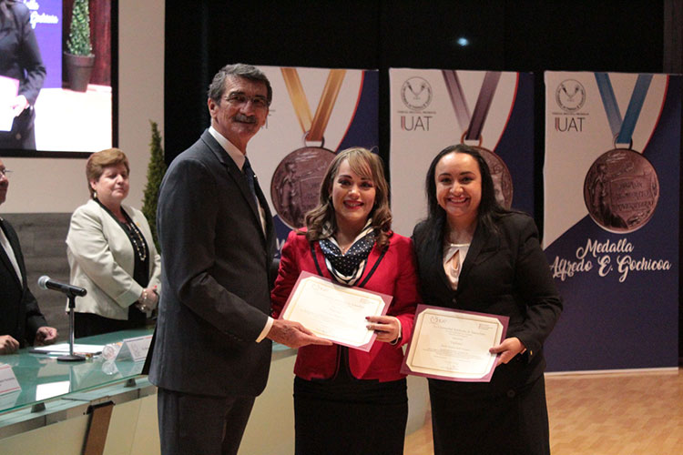 Preside Rector reconocimiento al mérito universitario UAT 2018