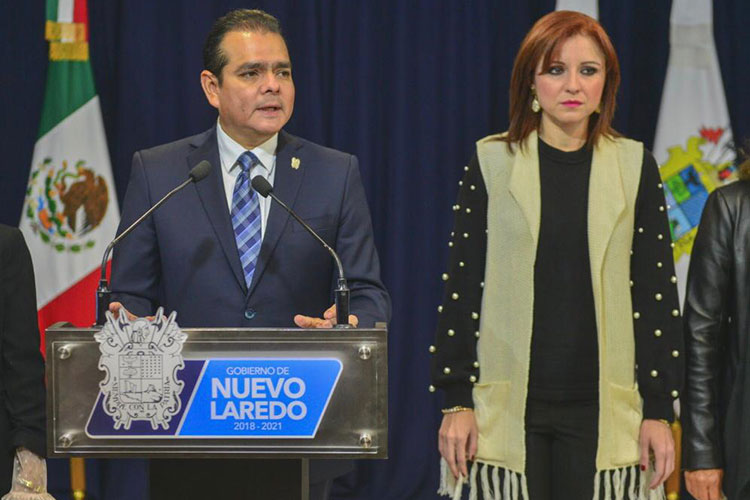 Anuncia Rivas el arreglo de calles en 18 colonias