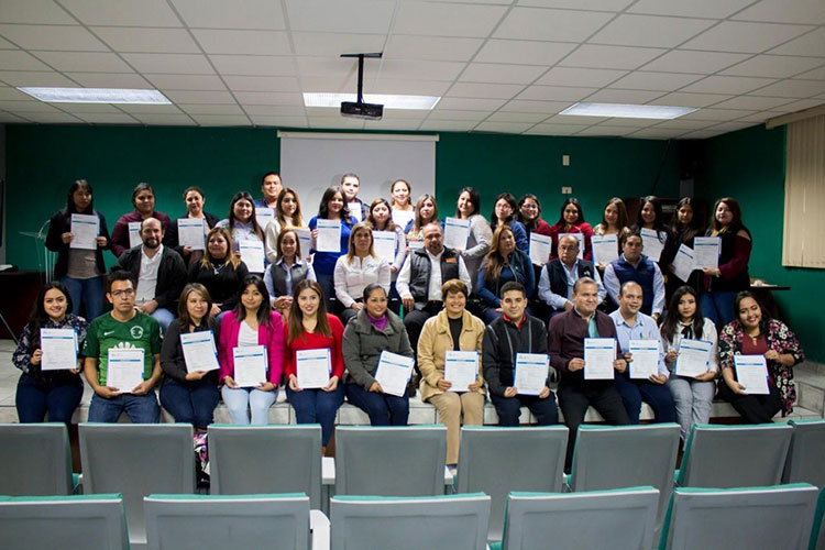 Entrega SET-SNTE 40 nombramientos a maestros