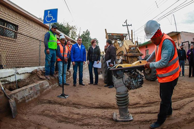 Esperan concluir trabajos de calle Victoria para el sábado