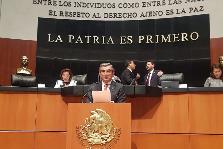 Exige Américo Villarreal trato digno a mujeres embarazadas