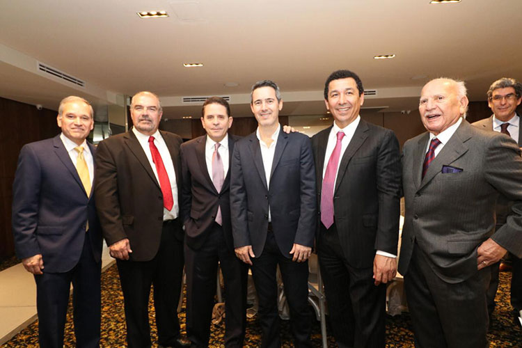 Convoca Alcalde a empresarios, a trabajar juntos por Matamoros