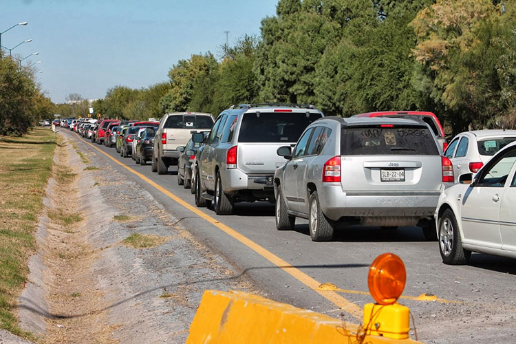 Frenan impuesto a Extranjeros que cruzan por Tamaulipas