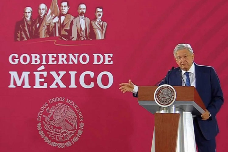 Ejército construirá pistas, terminal aérea… en Santa Lucía: López Obrador