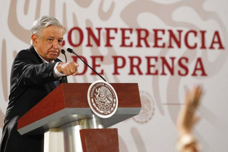 Gobierno era mantenido y bueno para nada: López Obrador