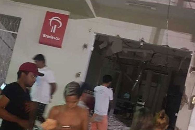 Brasil: Al menos 12 muertos en intento de asalto a 2 bancos