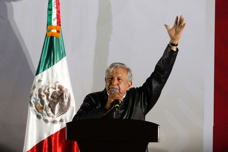 Se va a corregir error de cortar presupuesto a universidades: AMLO