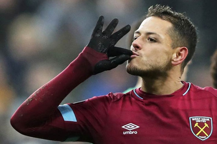 Valencia se interesa por ‘Chicharito’