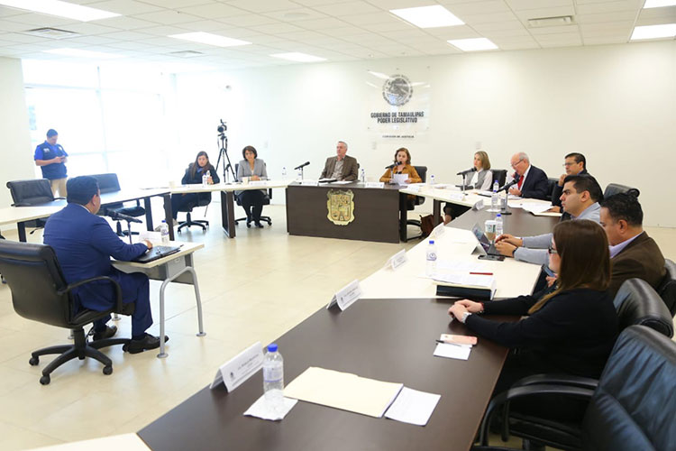 Elección de Fiscal General como David y Goliat