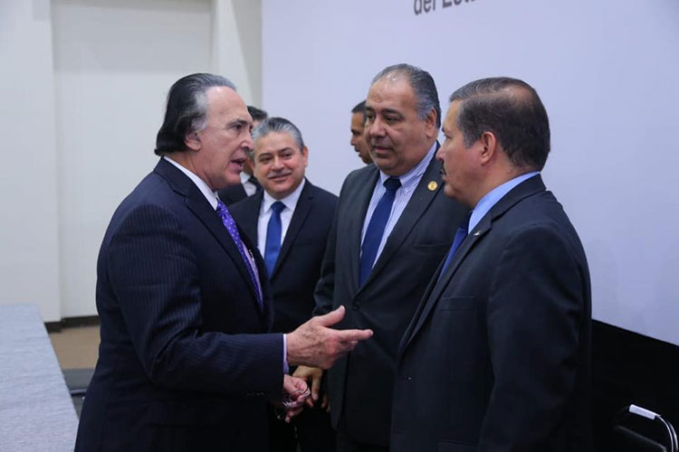 Festejan disminución de poder a superdelegados