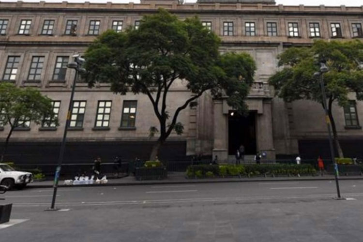 Corte rechaza que ministros ganen más de $600 mil mensuales