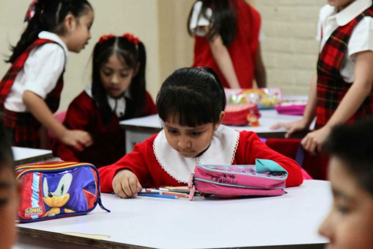 Enviará López Obrador iniciativa para eliminar Reforma Educativa