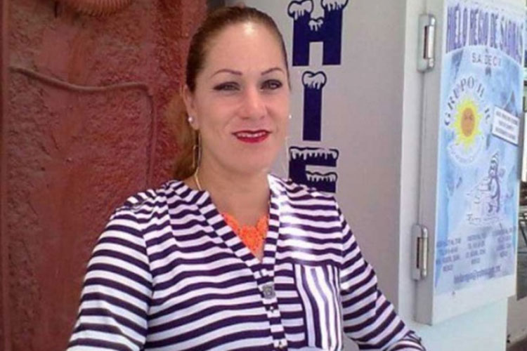 Restos de Gabriela Kobel, alcaldesa de Juárez, son entregados a sus familiares