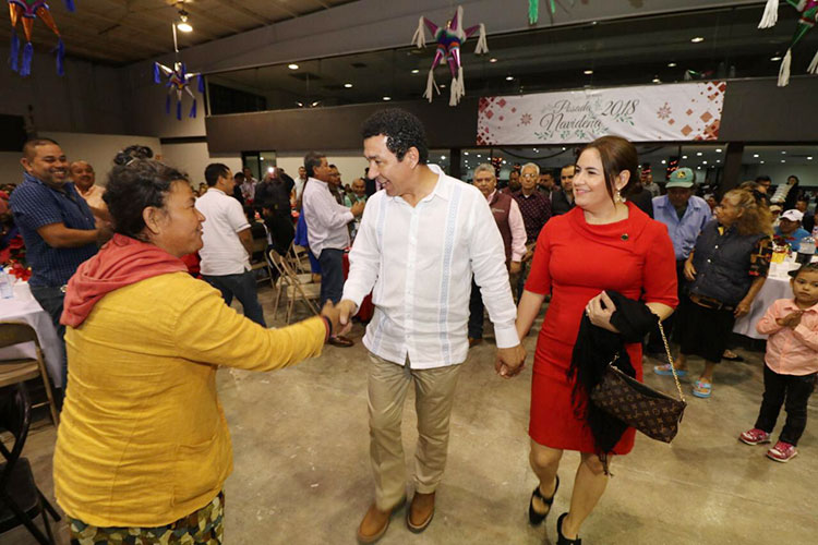 Autoriza Mario López incremento salarial para 613 empleados