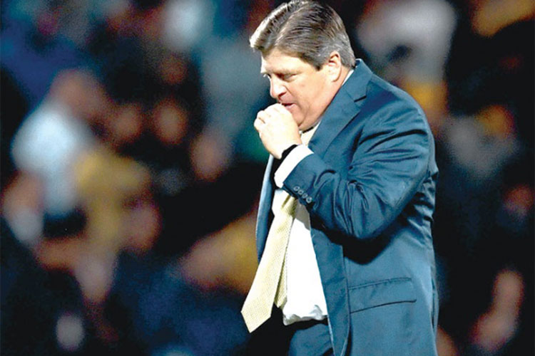 ‘Piojo’ defiende a Roger Martínez