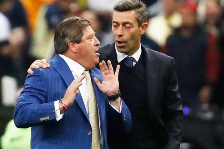 El Piojo ventila el error de Pedro Caixinha en la final