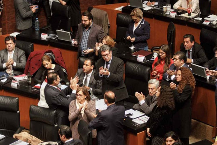 Sin cambios, Senado aprueba en lo general y particular Ley de Ingresos