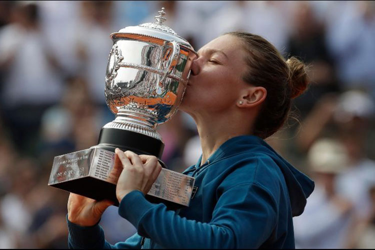Simona Halep no se mueve de la cima del ranking mundial del tenis femenil