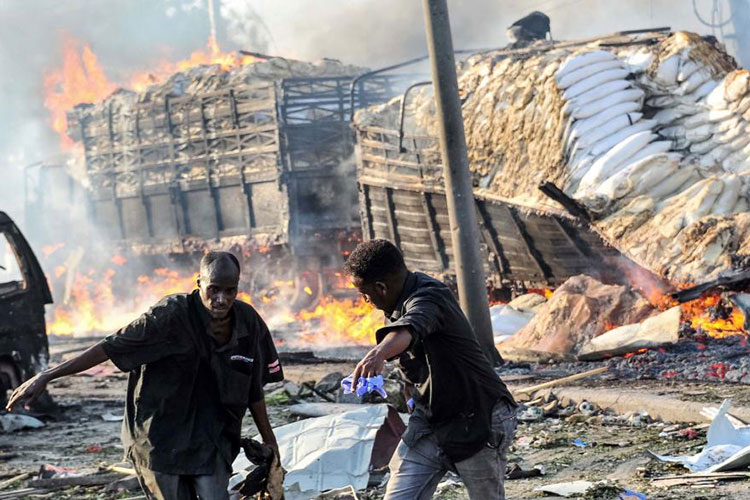 EEUU bombardea a extremistas en Somalia; hay 62 muertos