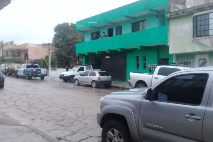 ¡No puede más! y decide suicidarse menor de 16 años