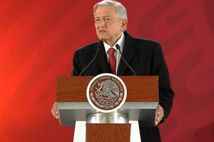 Pemex, mejor que en los últimos 30 años: López Obrador a Fitch