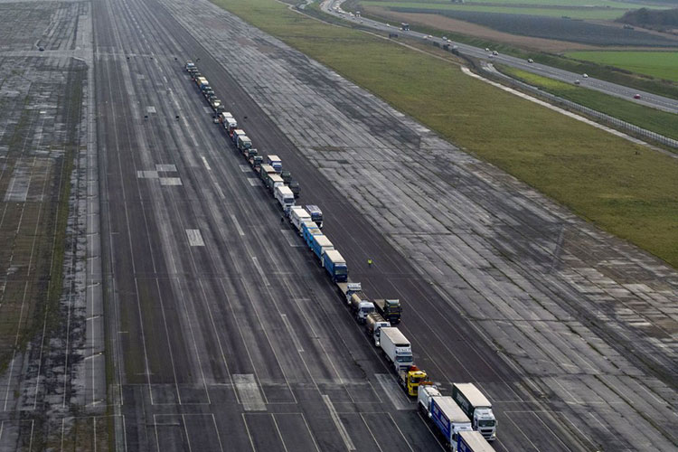 G.Bretaña prueba gestión de autopistas en Brexit sin acuerdo
