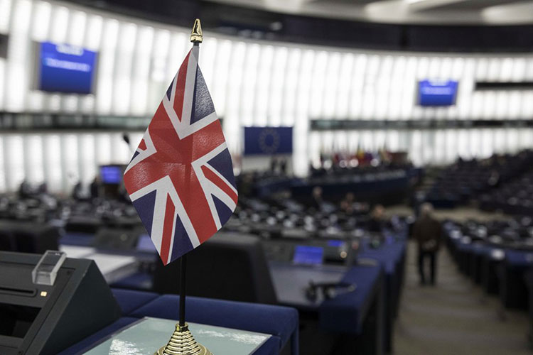 Click to copyhttps://apnews.com/d270d90193164ea3ab006b781417cd91 RELATED TOPICS Noticias Líderes de UE ruegan coherencia a Gran Bretaña sobre Brexit