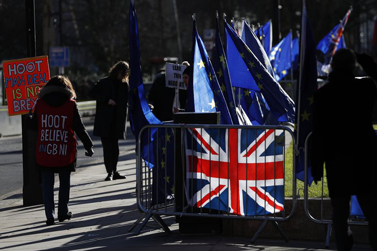 Ministro británico reconoce posible demora en el Brexit