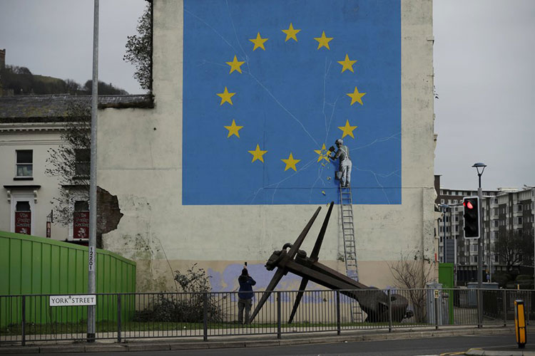 Londres no pedirá ampliar Artículo 50, May busca ayuda de UE