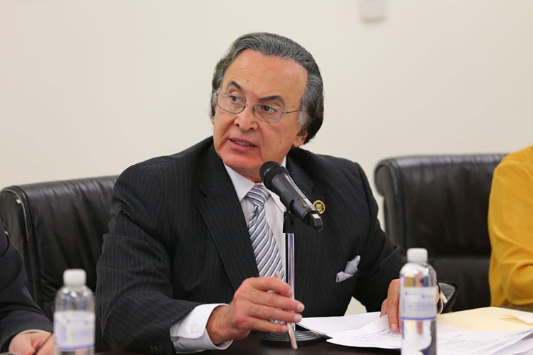 De continuar desabasto habrá caos industrial, advierte Congreso