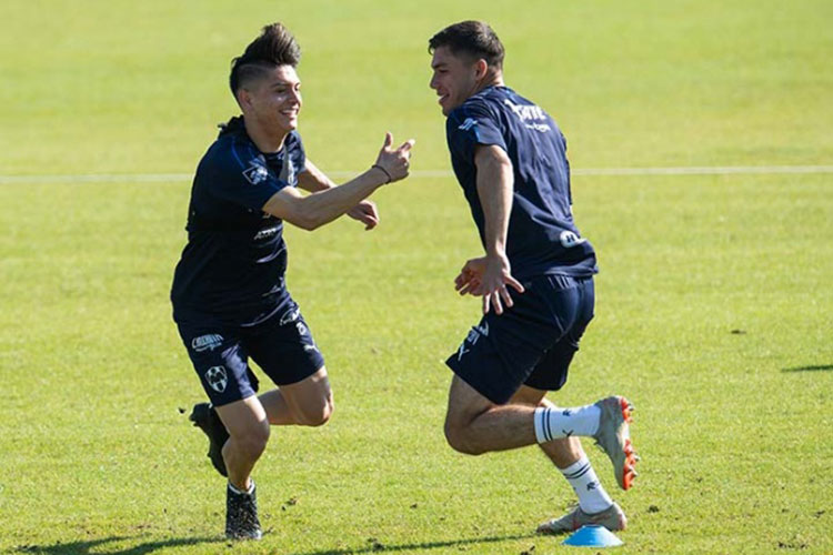 Buscan ‘llenarle el ojo’ a Martino